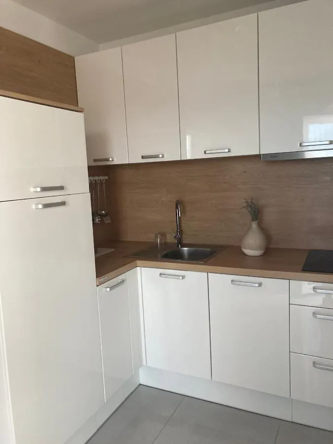 Apartment Apartman Hmelina Vrsi